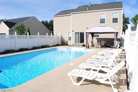 4301 Eagle Ave, Stow, OH 44224 photo 2