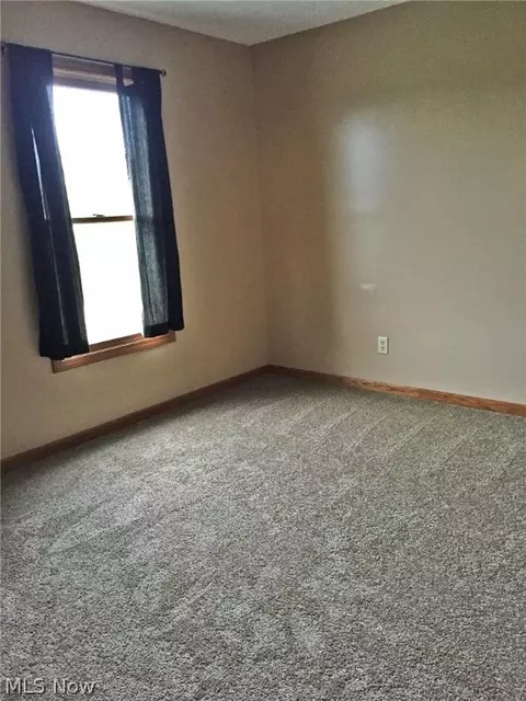 5785 Tyro St NE, Canton, OH 44721 photo 12