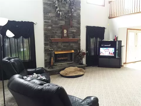 5785 Tyro St NE, Canton, OH 44721 photo 6