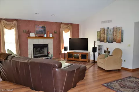 1524 Dunkeith Dr NW, Canton, OH 44708 photo 9