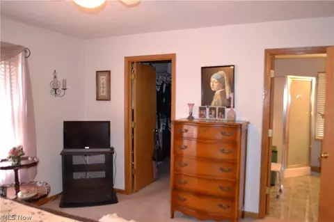 1524 Dunkeith Dr NW, Canton, OH 44708 photo 3