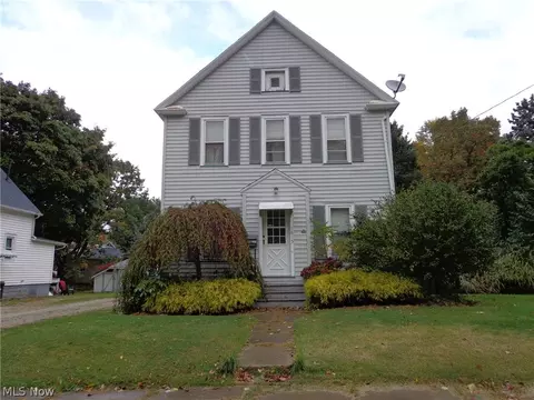 1815 W 13th St, Ashtabula, OH 44004 photo 2