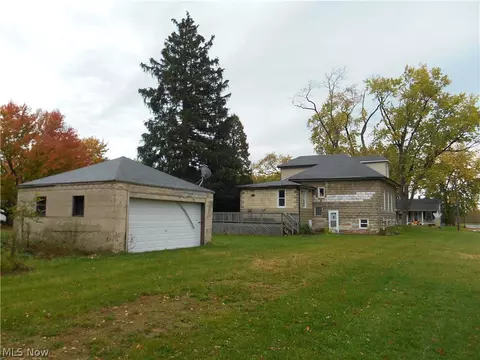 645 E Ohio Ave, Sebring, OH 44672 photo 3