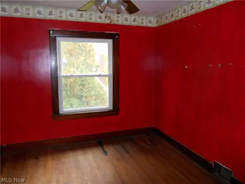 645 E Ohio Ave, Sebring, OH 44672 photo 16