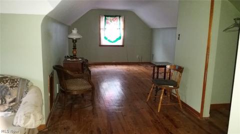2121 Sunset Dr, Wickliffe, OH 44092 photo 5