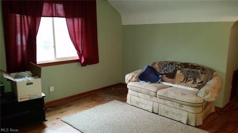 2121 Sunset Dr, Wickliffe, OH 44092 photo 6