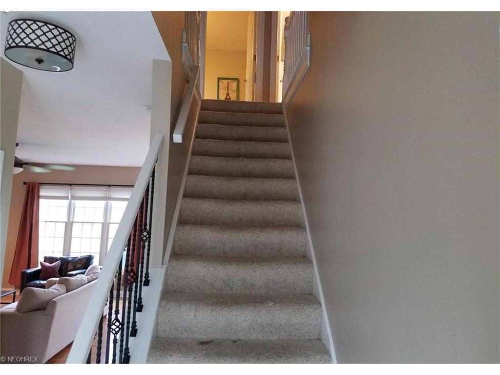 705 Kingfisher Ct, Huron, OH 44839 photo 9