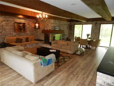 556 Washington Ave, Elyria, OH 44035 photo 19