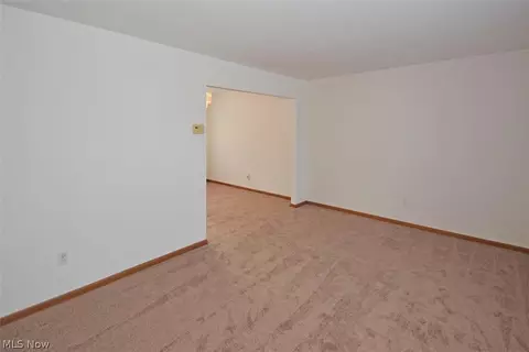 5707 Williston Dr, Parma, OH 44129 photo 7