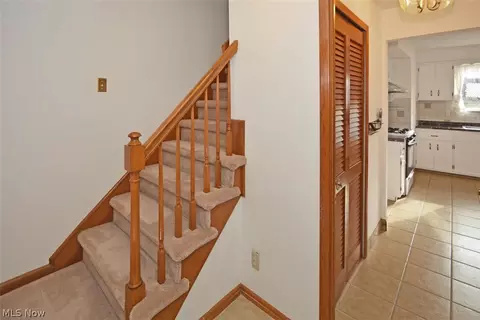 5707 Williston Dr, Parma, OH 44129 photo 4