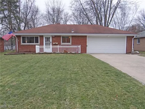 464 High St, Elyria, OH 44035 photo 1