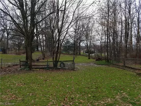 14400 Summit Ave, Maple Heights, OH 44137 photo 28