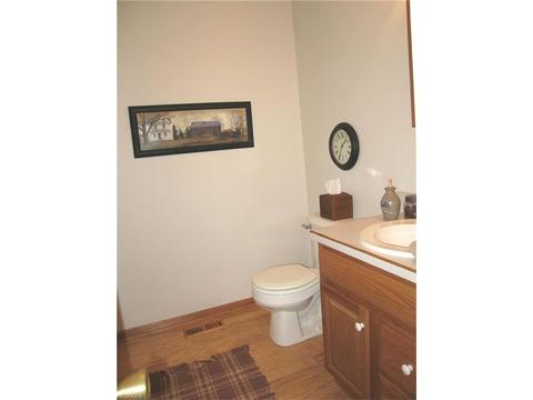 811 Kennedy Dr, Willard, OH 44890 photo 16