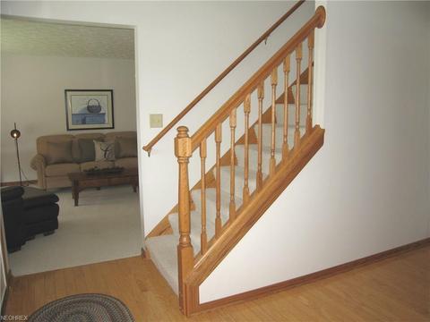 811 Kennedy Dr, Willard, OH 44890 photo 3