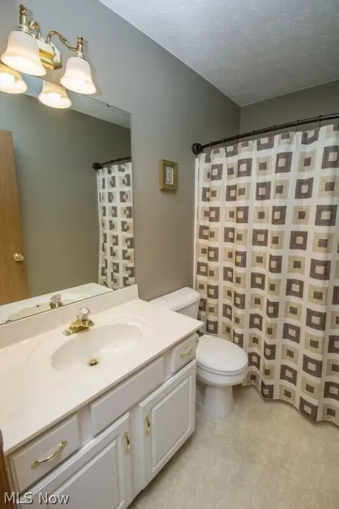 308 Kansas Ave, Elyria, OH 44035 photo 20