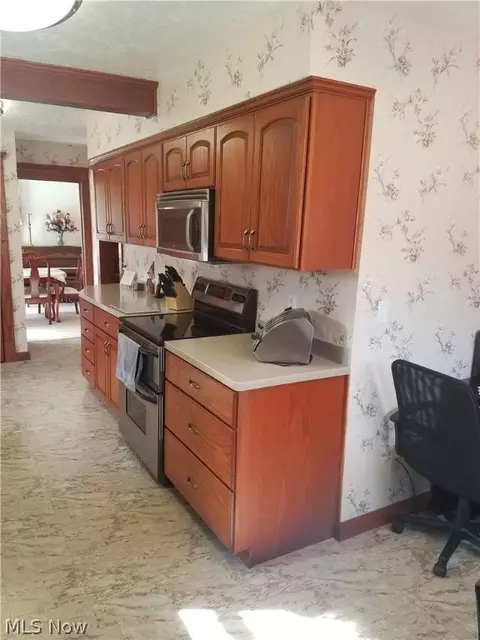 5832 Granger Rd, Ashtabula, OH 44004 photo 3