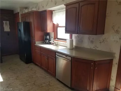5832 Granger Rd, Ashtabula, OH 44004 photo 6