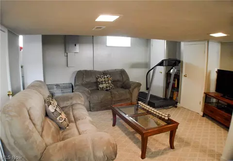 3116 Hearthstone, Parma, OH 44134 photo 6