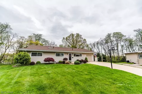 4556 3rd St NW, Canton, OH 44708 photo 1
