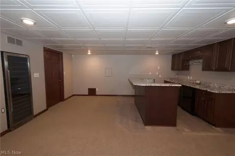 1296 Briarhill Dr, Akron, OH 44333 photo 19