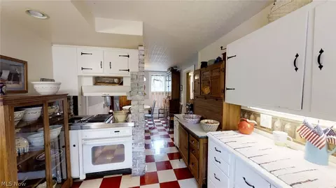 781 Howard Rd, Ashtabula, OH 44004 photo 12