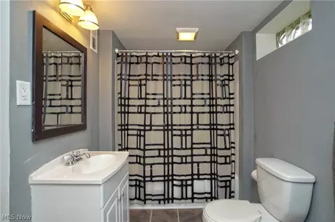 1824 E 298th St, Wickliffe, OH 44092 photo 13