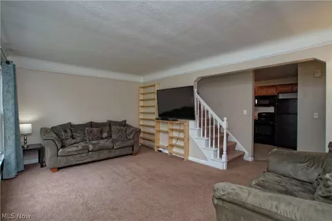 1824 E 298th St, Wickliffe, OH 44092 photo 3