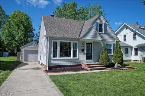 1824 E 298th St, Wickliffe, OH 44092 photo 1