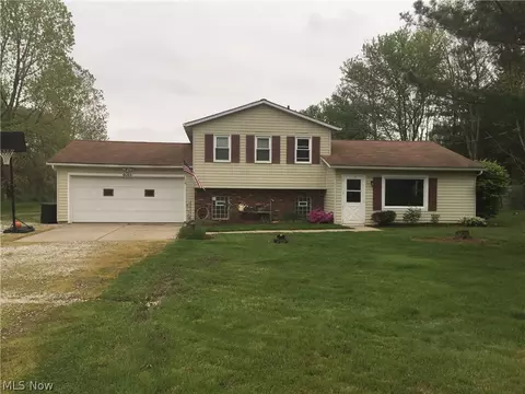 6025 Carsten Rd, Medina, OH 44256 photo 1