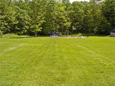 100 Walnut Dr, Weirton, WV 26062 photo 27
