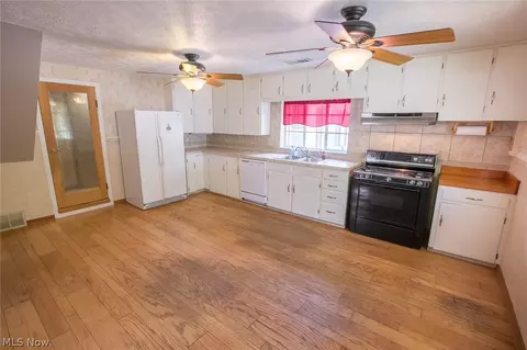 1518 Druid Dr, Copley, OH 44321 photo 9