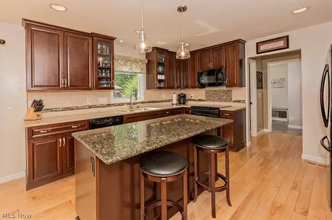 6625 Liberty Rd, Solon, OH 44139 photo 13