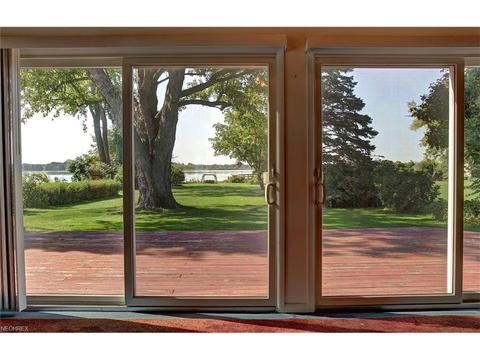 603 Cedar Point Rd, Sandusky, OH 44870 photo 9