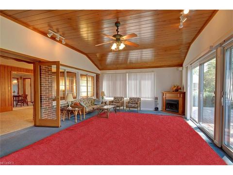603 Cedar Point Rd, Sandusky, OH 44870 photo 8