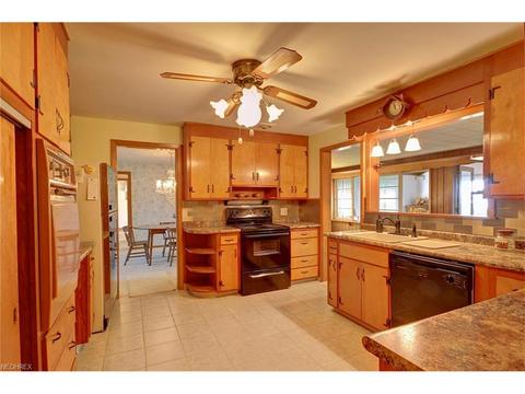 603 Cedar Point Rd, Sandusky, OH 44870 photo 11