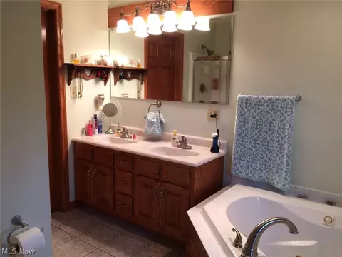 3605 Progress Ridge Rd, Walker, WV 26180 photo 10