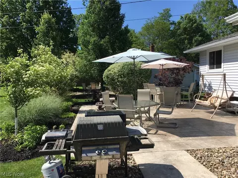 7871 E Linden Ln, Parma, OH 44130 photo 24