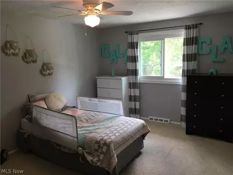 7871 E Linden Ln, Parma, OH 44130 photo 20