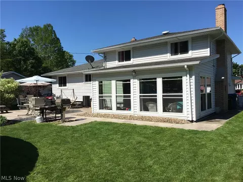 7871 E Linden Ln, Parma, OH 44130 photo 23