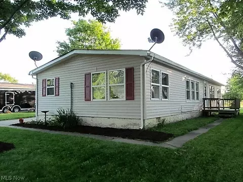 6 Sunset Dr, Lagrange, OH 44050 photo 1