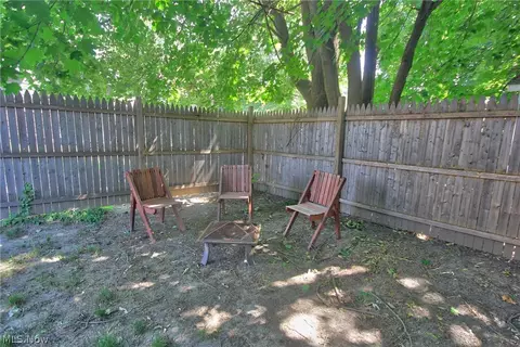 1112 Broad Ave NW, Canton, OH 44708 photo 6