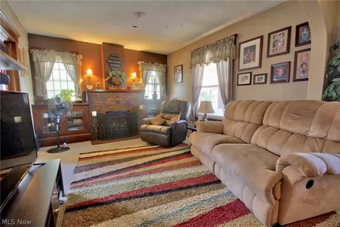 1112 Broad Ave NW, Canton, OH 44708 photo 12