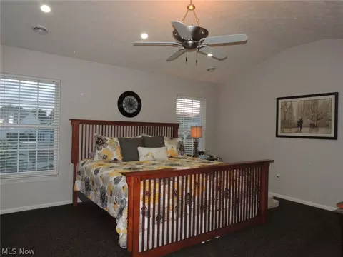 221 Pinehurst Ave, Elyria, OH 44035 photo 16