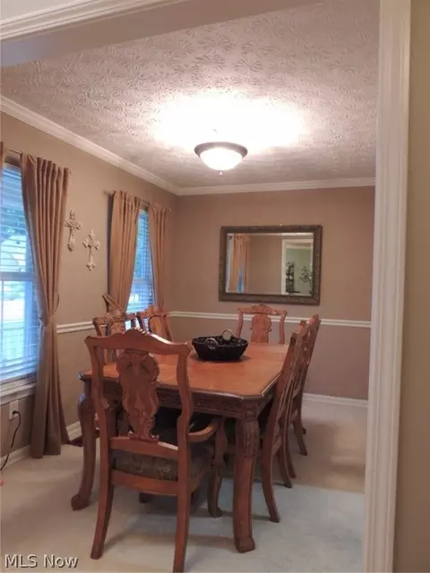 221 Pinehurst Ave, Elyria, OH 44035 photo 4