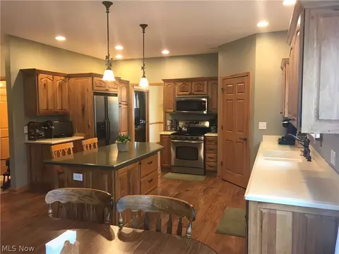 4448 Hideout Ct, Saybrook, OH 44004 photo 4