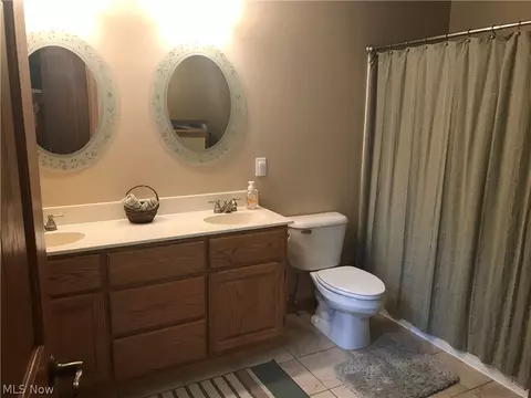 4448 Hideout Ct, Saybrook, OH 44004 photo 7