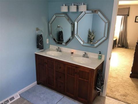 36505 Churchill Dr, Solon, OH 44139 photo 10