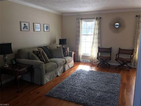 36505 Churchill Dr, Solon, OH 44139 photo 6