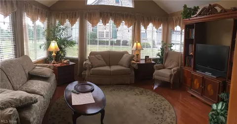 9151 Springfield Rd #104, Poland, OH 44514 photo 5