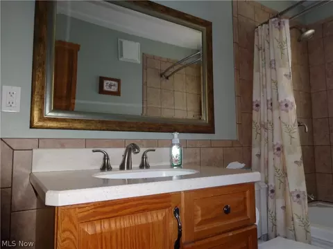 2927 Park Dr, Parma, OH 44134 photo 11